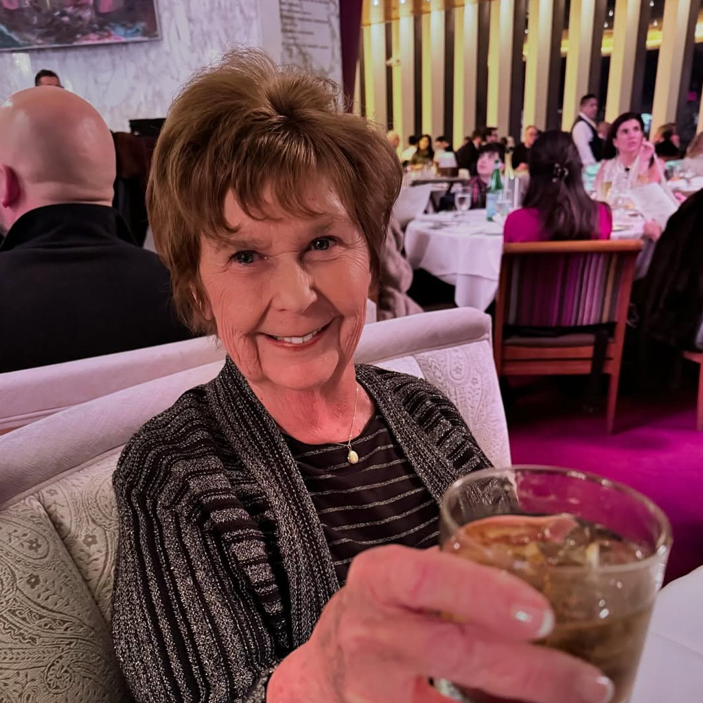 Cmge0467032 f4be 4be3 8ecc 8d970f18da29