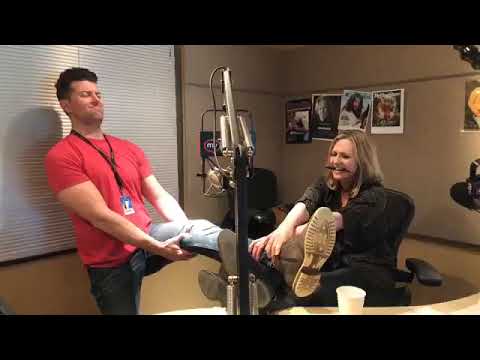 College of pop culture knowledge: snl hosts!